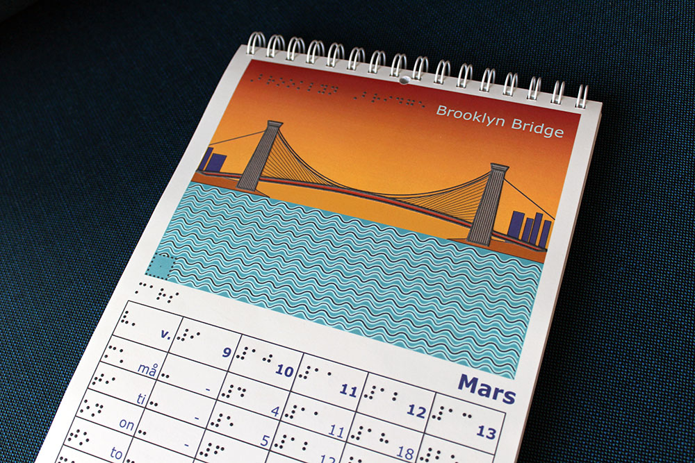 En taktil almanacka som visar Brooklyn bridge.