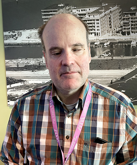 Liten bild på Fredrik Larsson